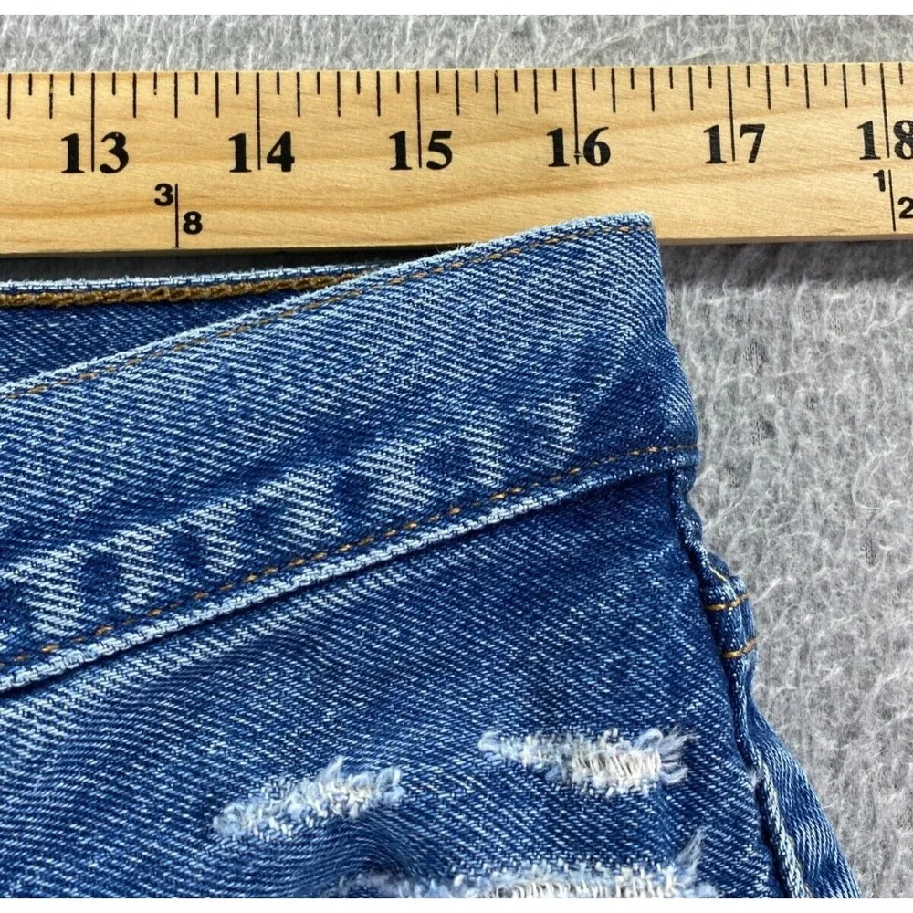 Levis please be